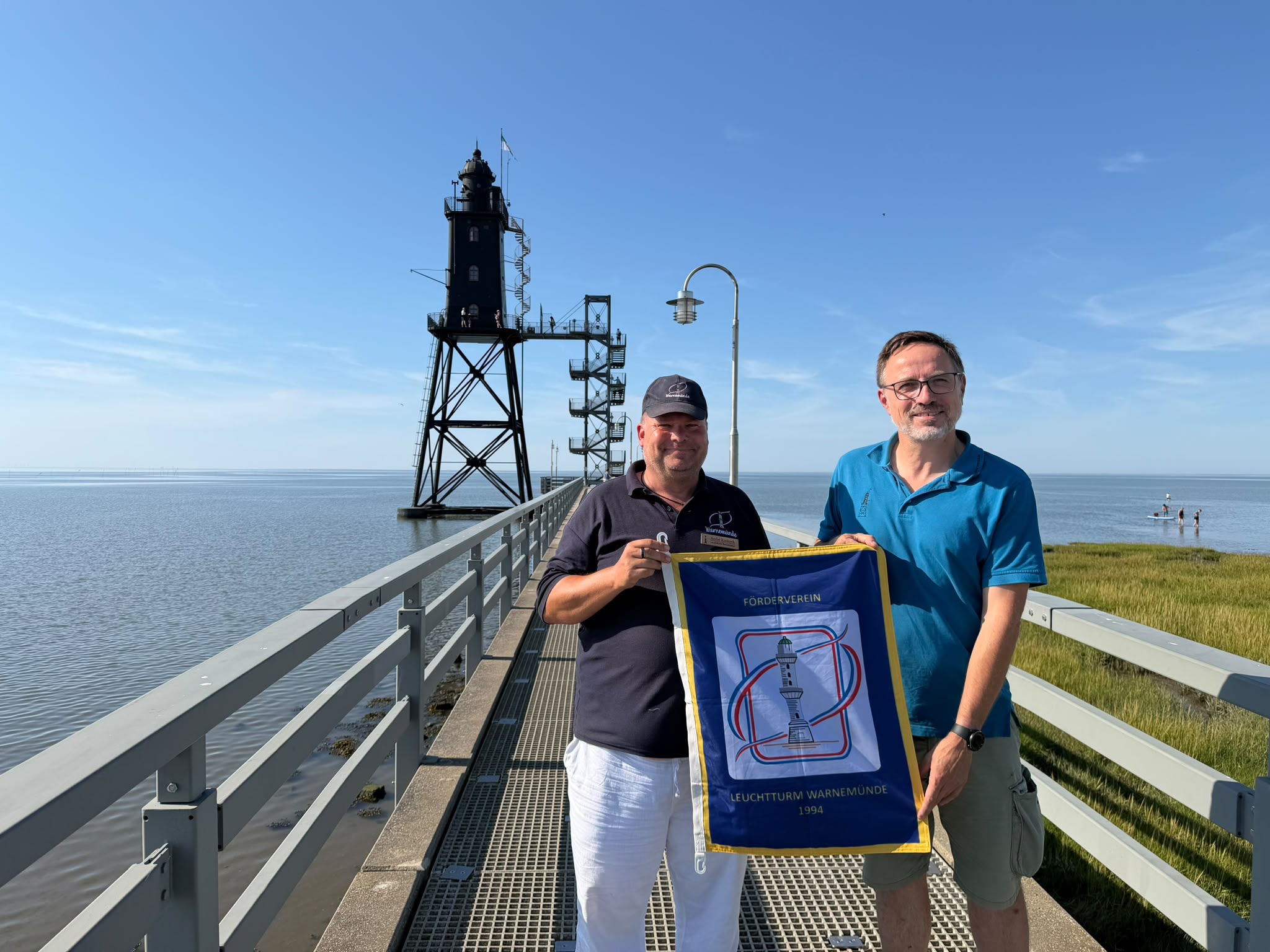Mehr über den Artikel erfahren 14.08.2026 – Warnemünder Leuchtturmbotschafter zu Besuch